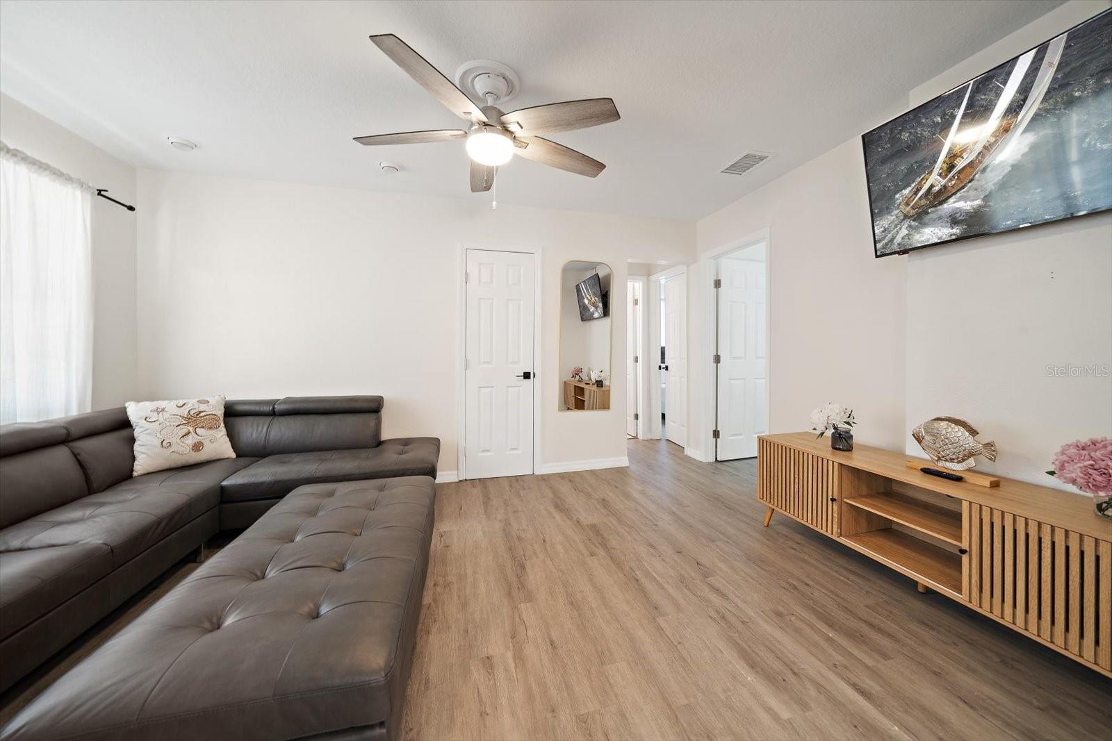 MANDALAY UNIT 5 REP - Residential Income