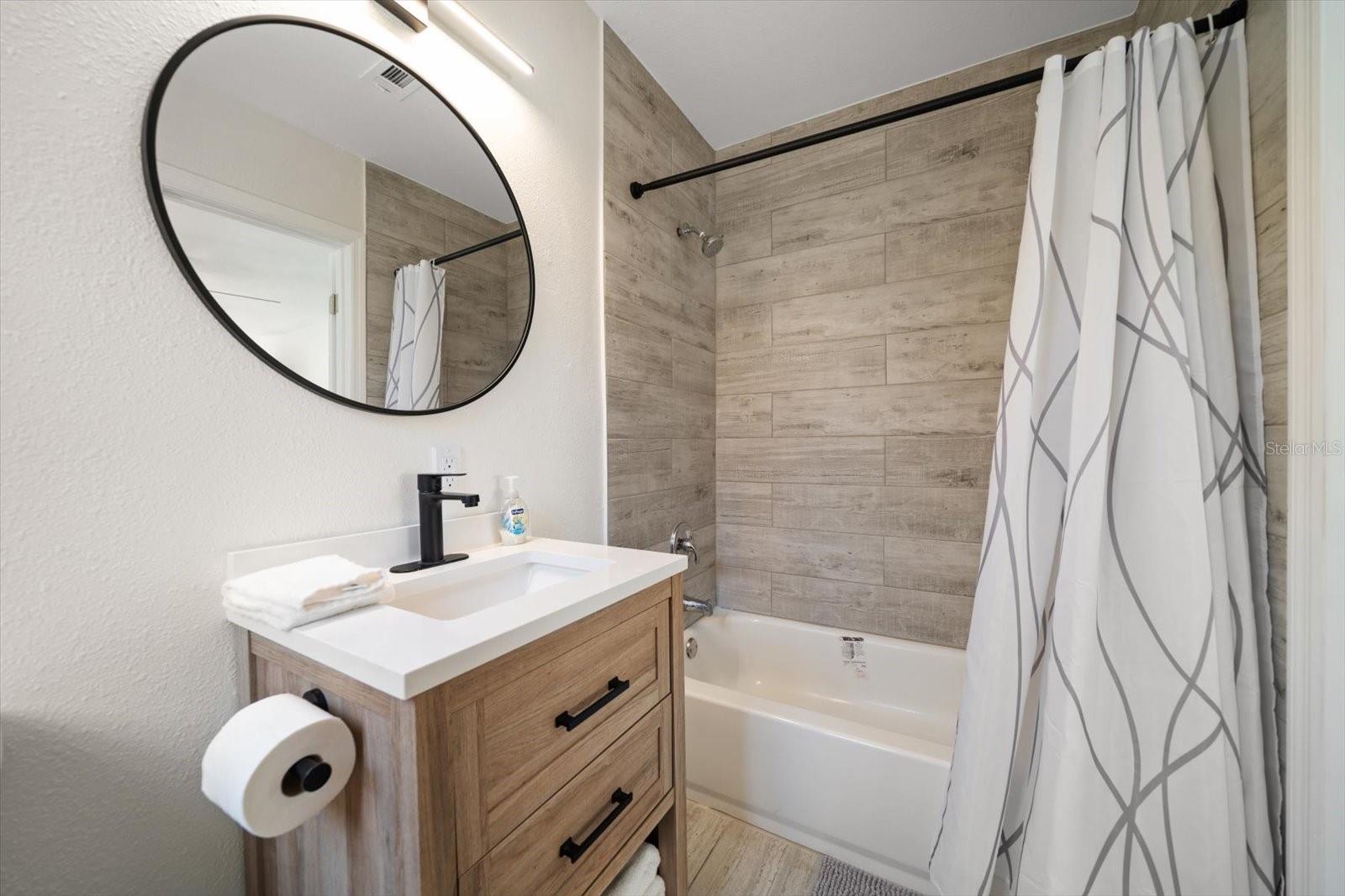 MANDALAY UNIT 5 REP - Residential Income