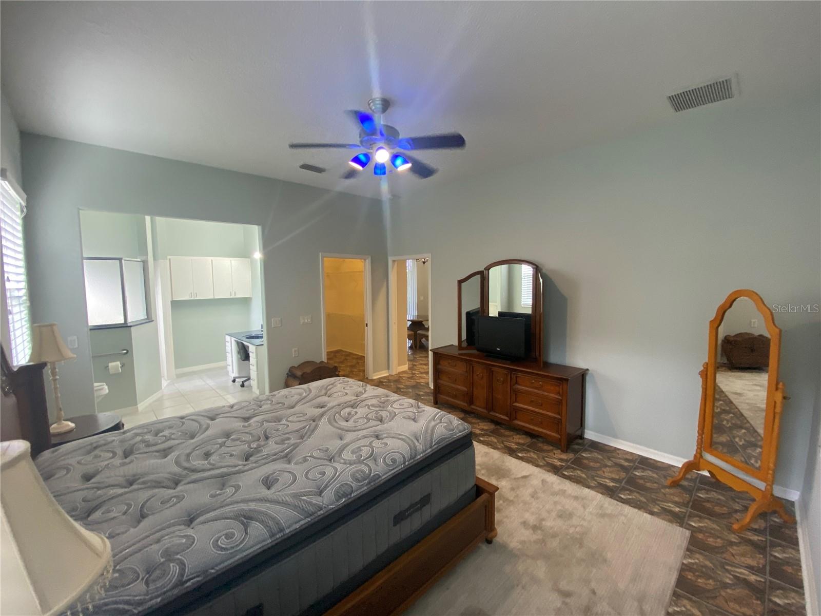 LEGACY LEESBURG - Residential Lease