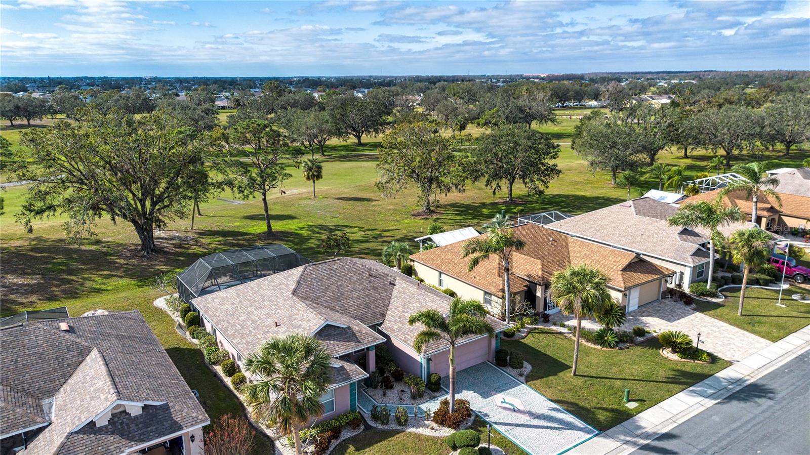 324 CALOOSA PALMS COURT