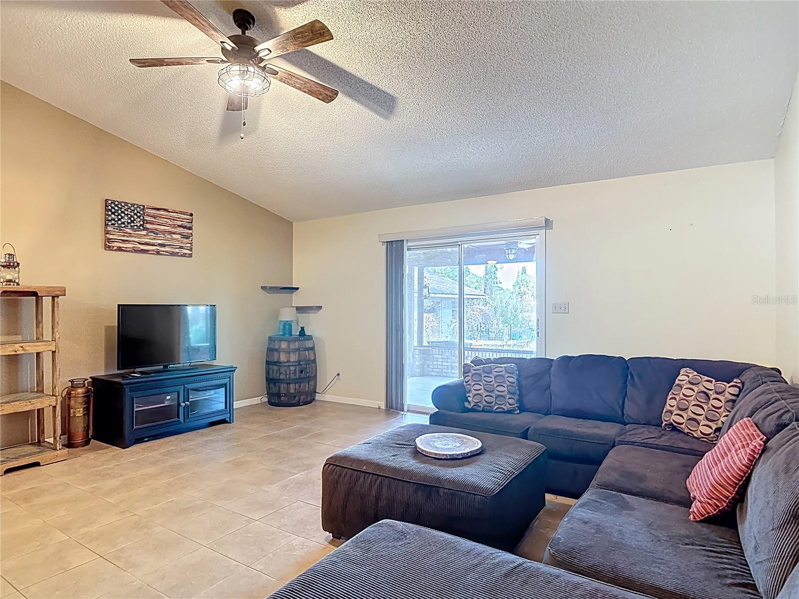 PLANTATION ESTATES - Residential