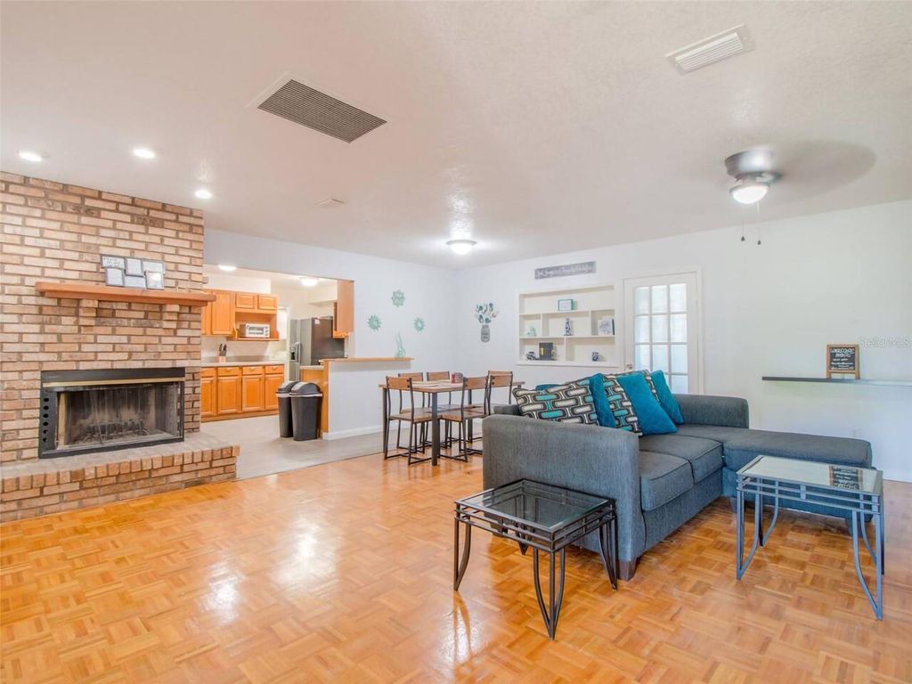 Photo of 4401 Lenmore Street, Orlando, FL 32812 (MLS # O6379816)