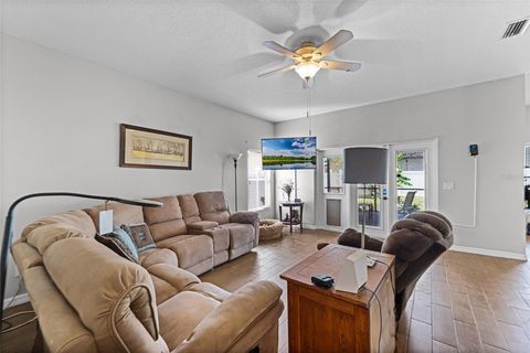 Single Family Residence in ORLANDO FL 17843 GOLDEN LEAF LANE 9.jpg