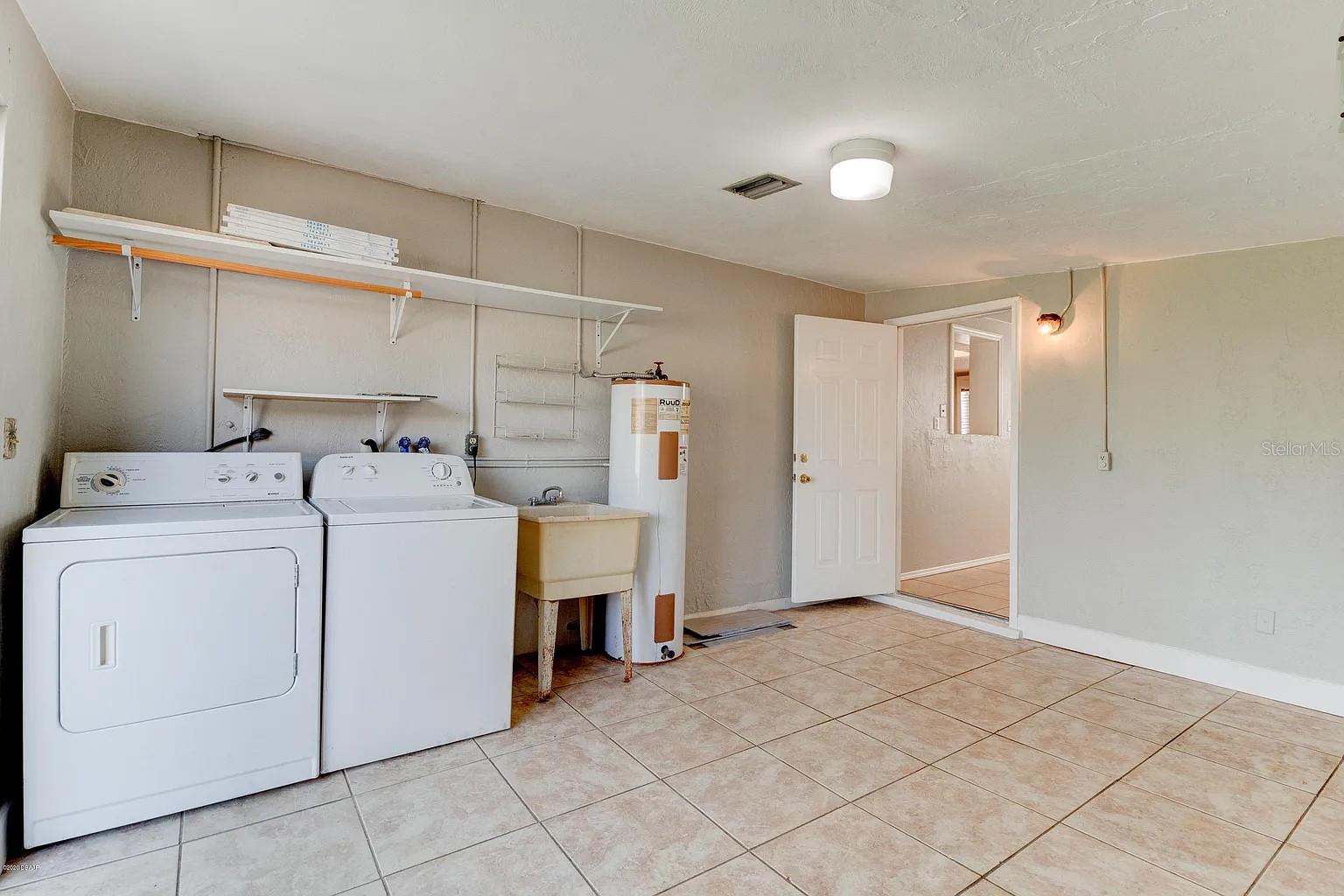 ORTONA NORTH ADD 1 - Residential Lease