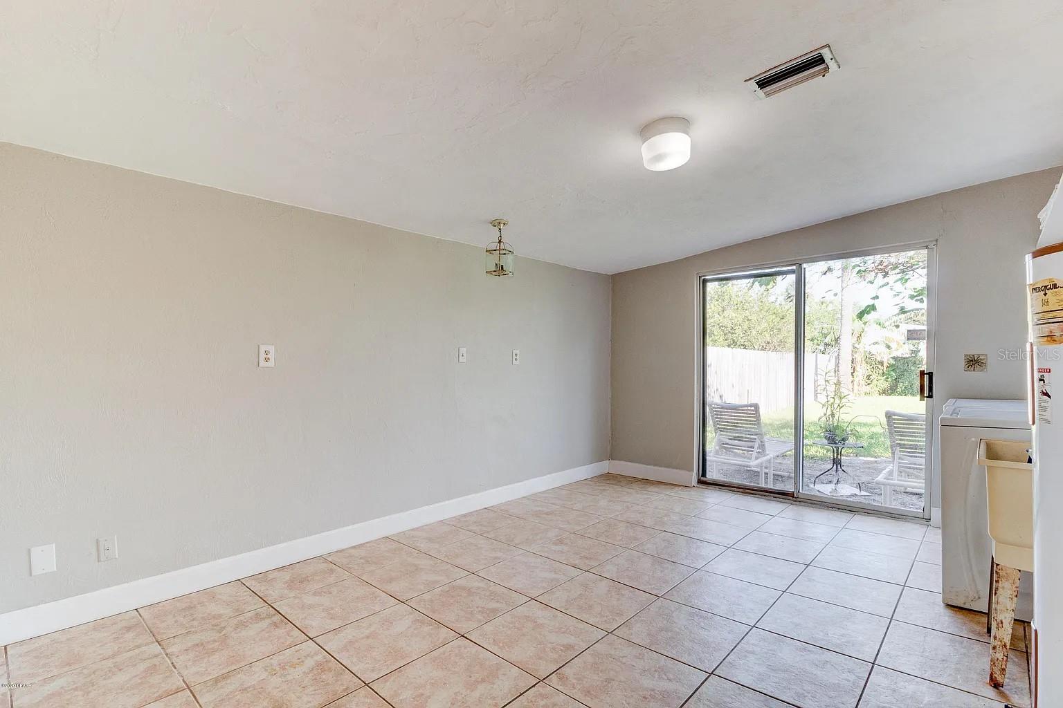 ORTONA NORTH ADD 1 - Residential Lease