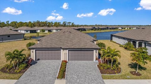 A home in PORT CHARLOTTE