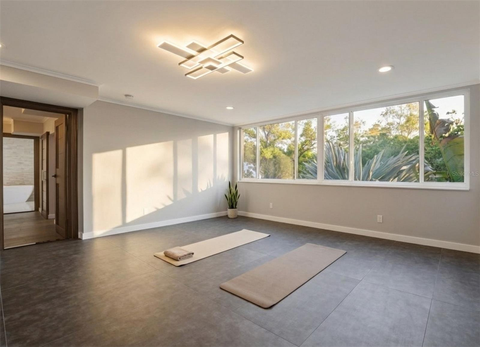 FOXFIRE WEST - Residential