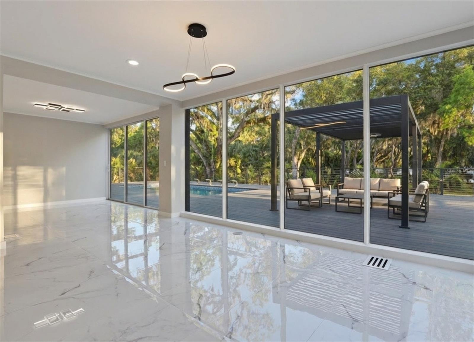 FOXFIRE WEST - Residential