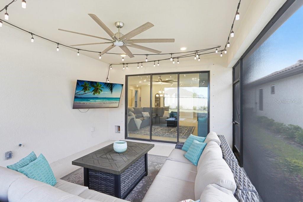 ESPLANADE NORTH AT ARTISAN LAKES SUBPH I - Residential