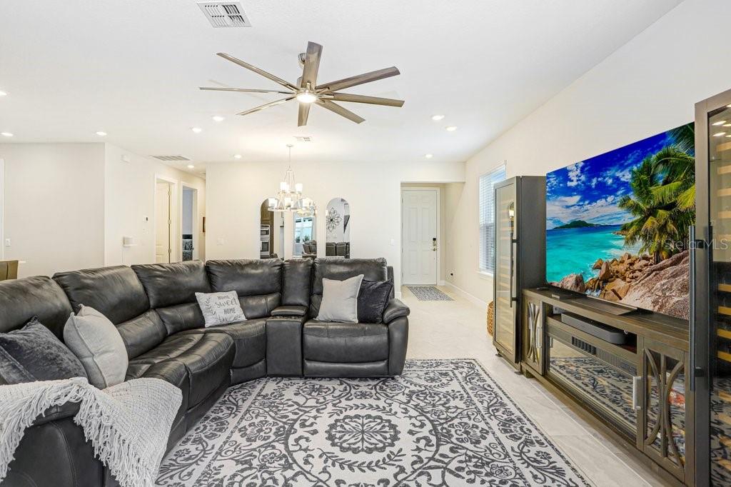 ESPLANADE NORTH AT ARTISAN LAKES SUBPH I - Residential