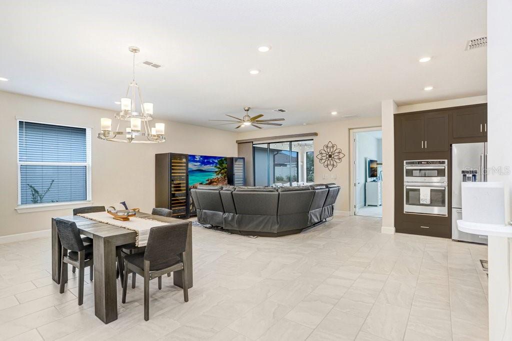 ESPLANADE NORTH AT ARTISAN LAKES SUBPH I - Residential