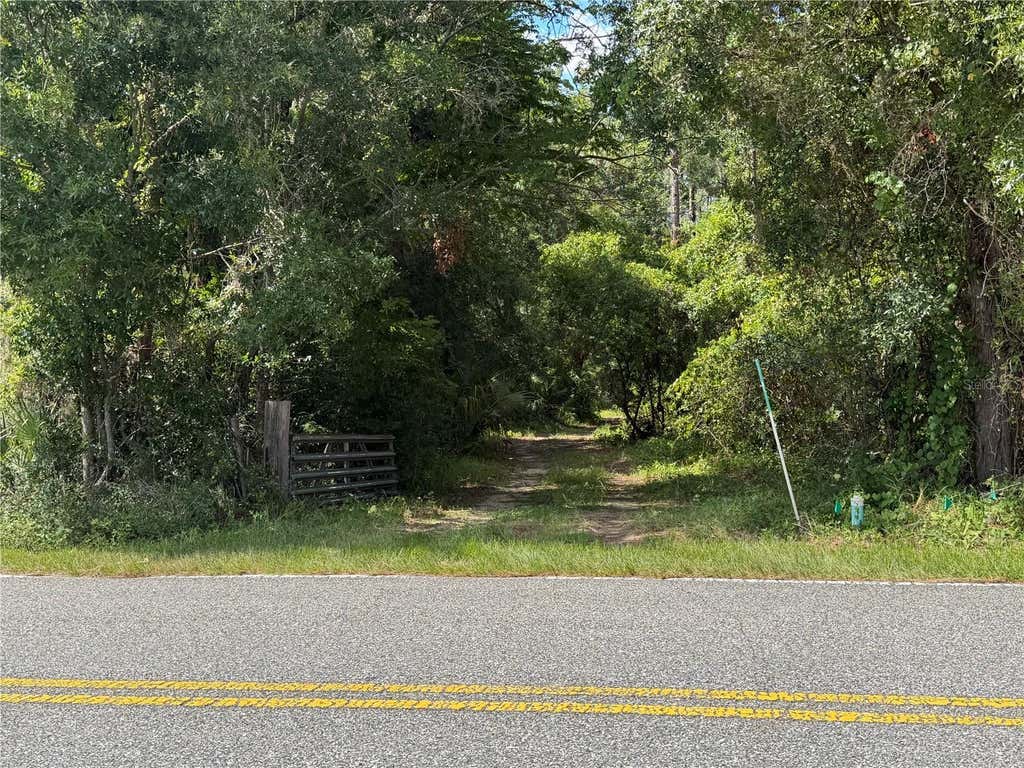 Photo of E Bates Avenue, Eustis, FL 32726 (MLS # G5115680)