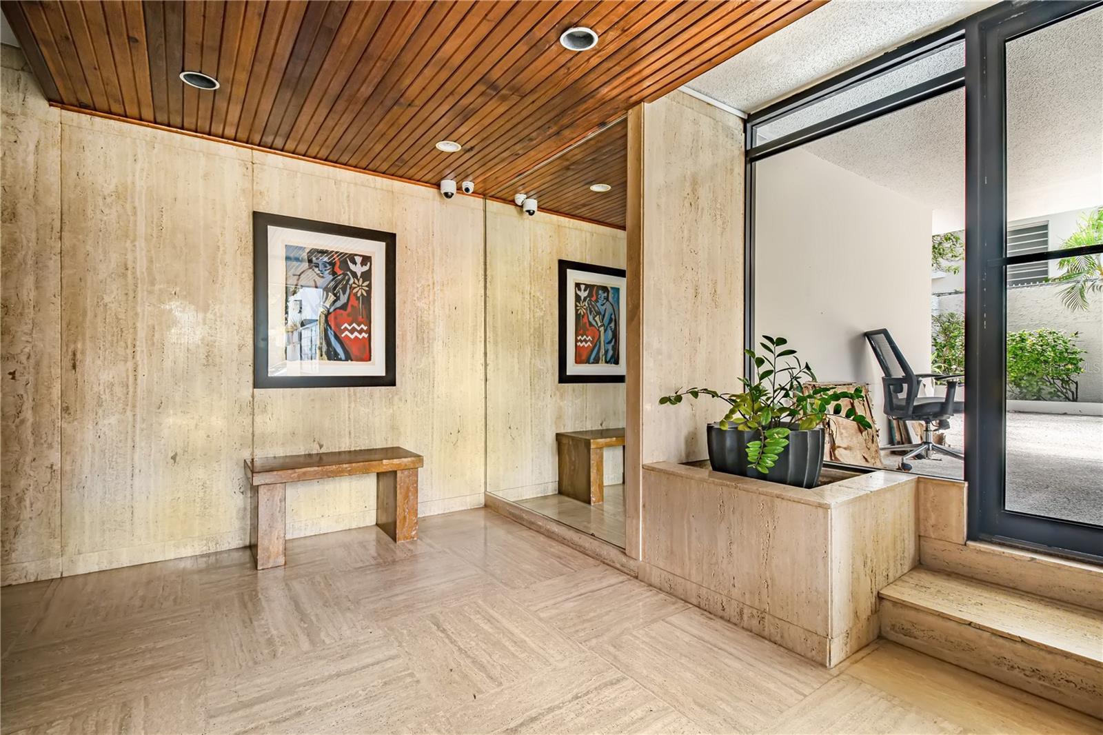 1367-69 LUCHETTI 8-A