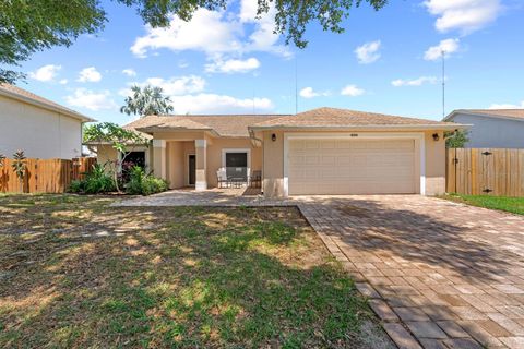 10310 SALISBURY STREET RIVERVIEW FL 33569