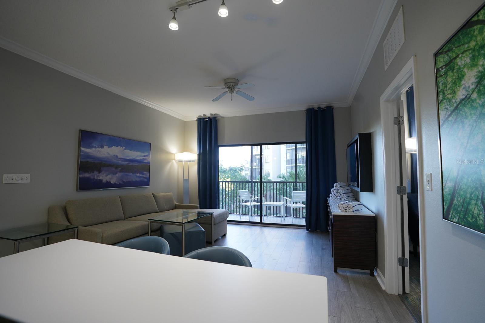 GROVE RESORT AND SPA HOTEL CONDOMINIUM 1 - Residential