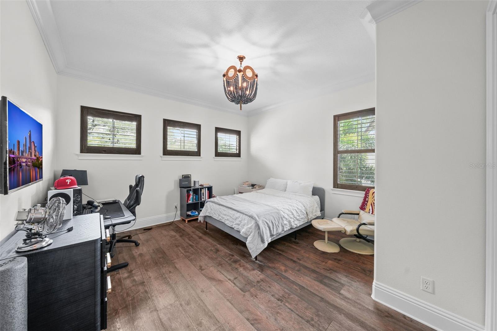 SUNSET PARK - Residential