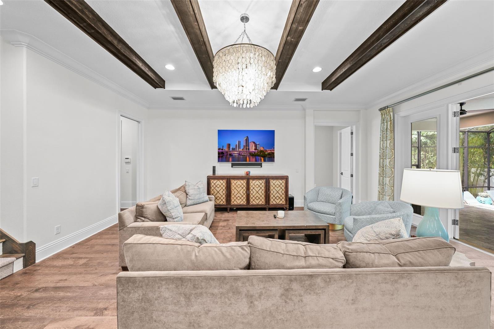 SUNSET PARK - Residential