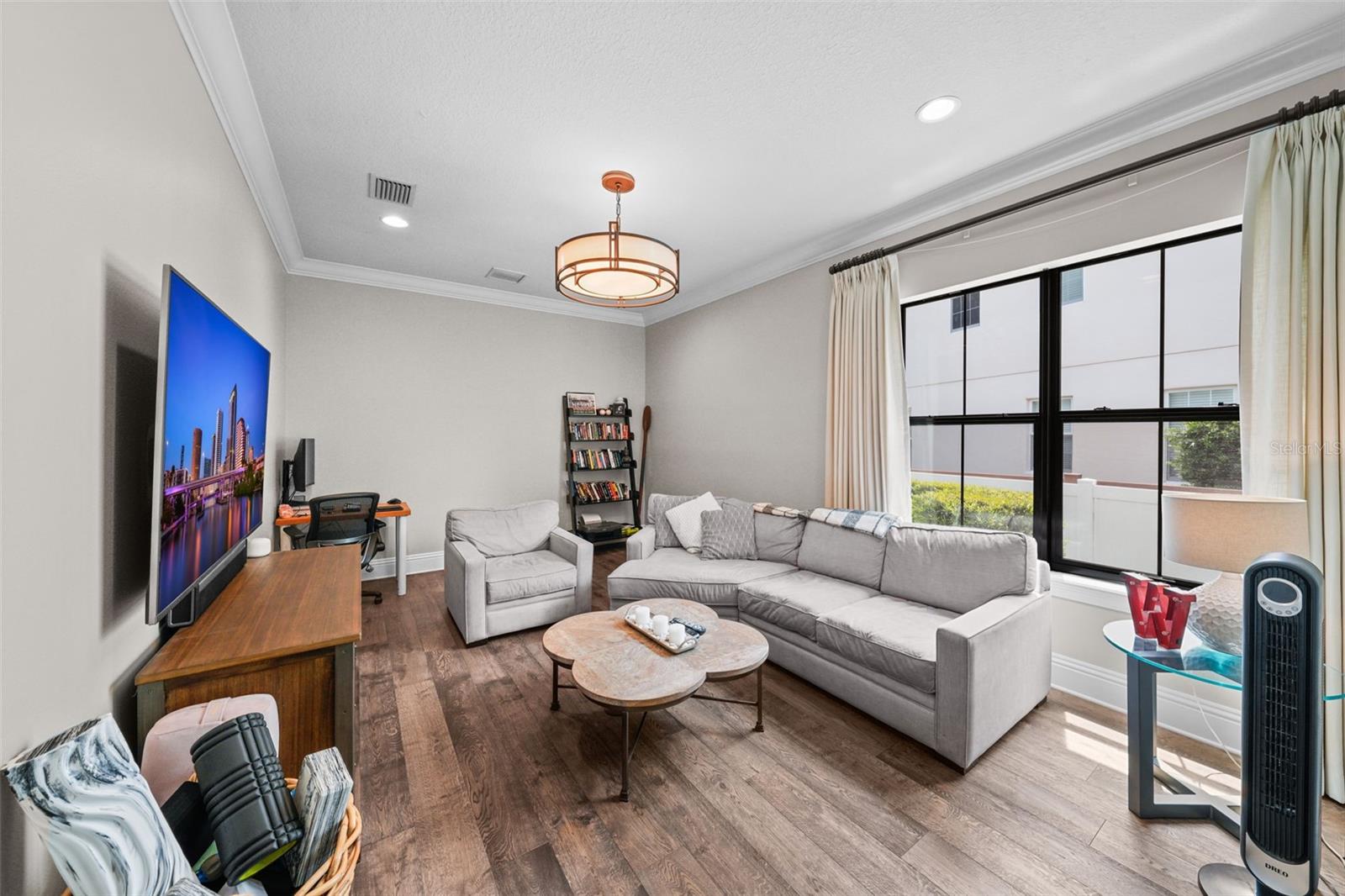 SUNSET PARK - Residential