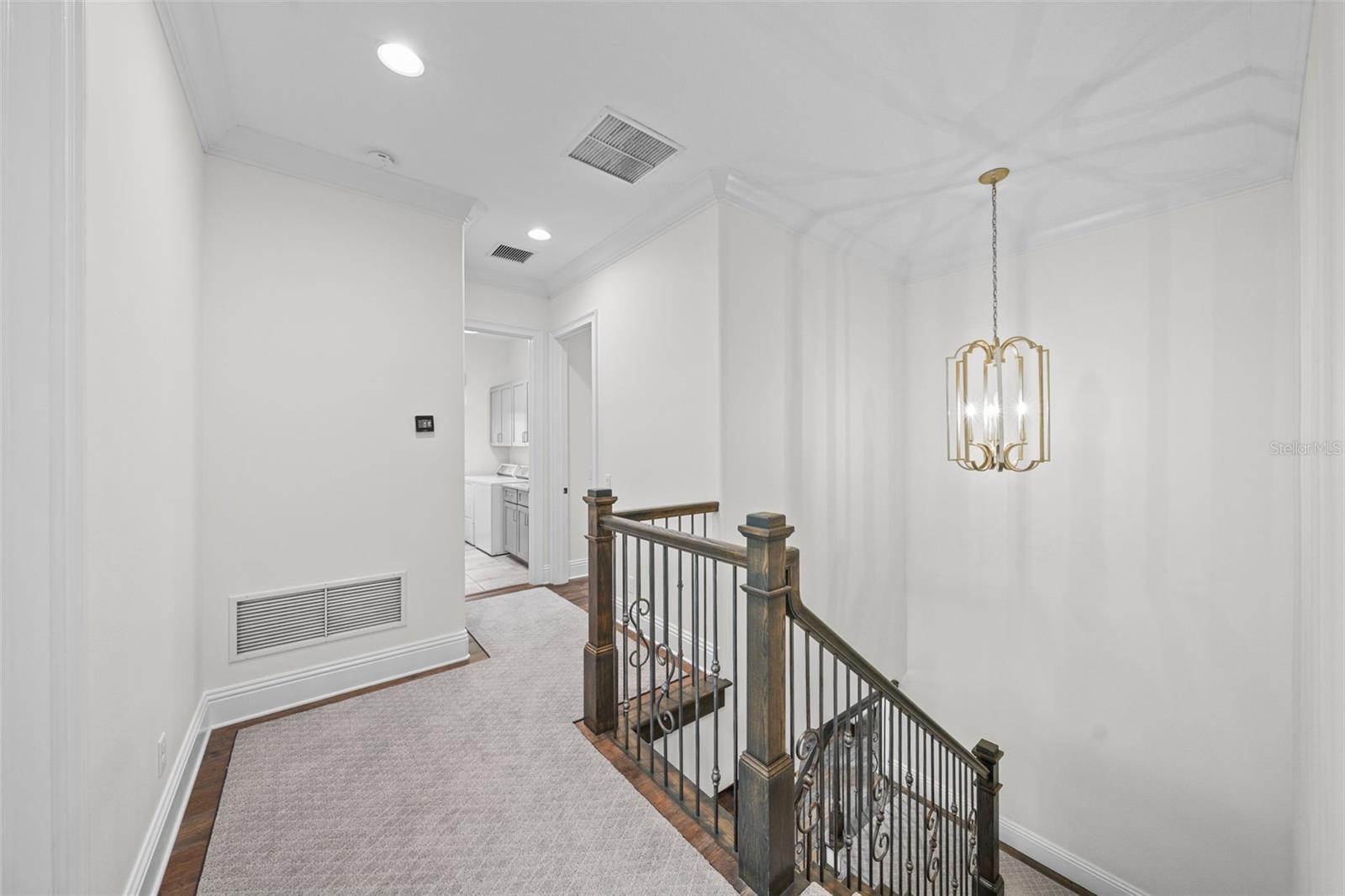 SUNSET PARK - Residential