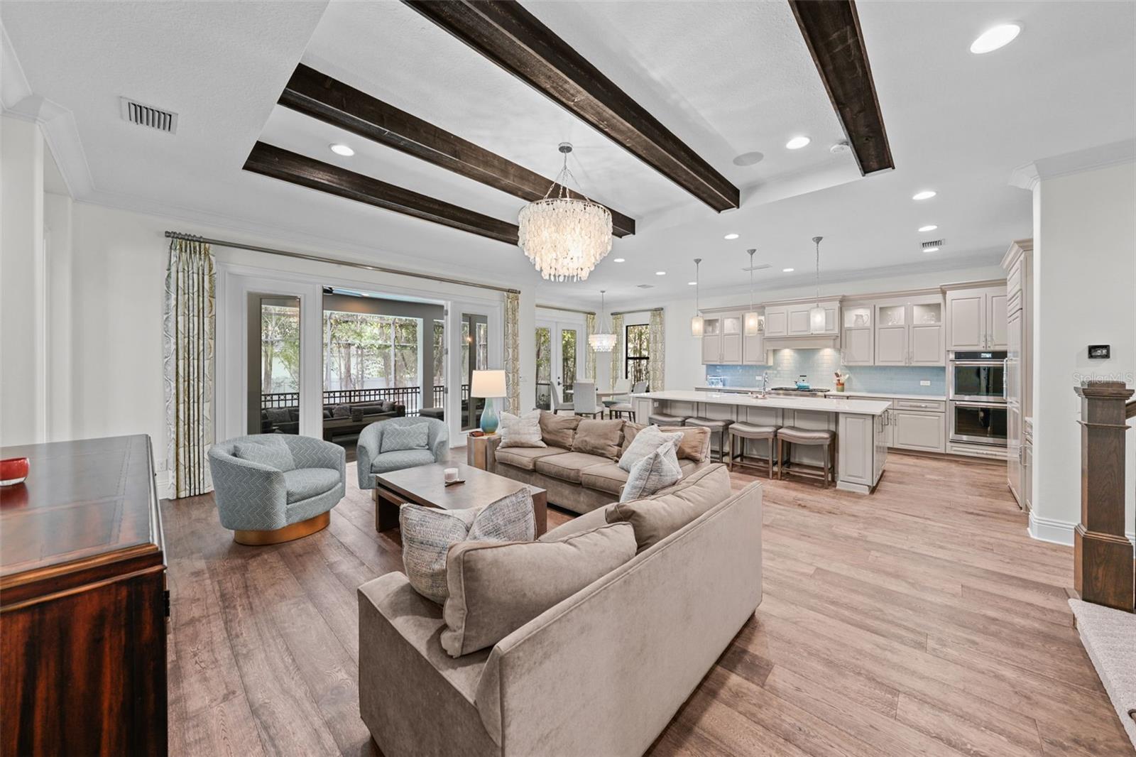 SUNSET PARK - Residential