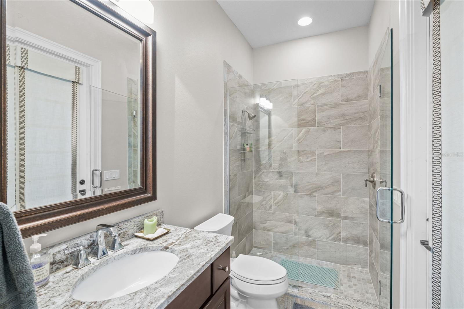 SUNSET PARK - Residential