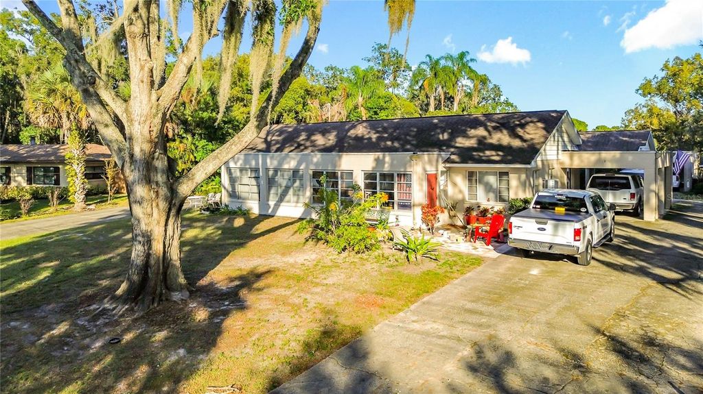 Photo of 833 Oxford Street, Longwood, FL 32750 (MLS # O6364169)