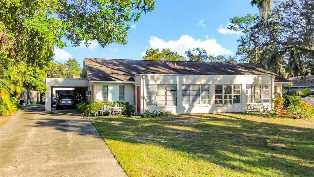 Photo of 833 Oxford Street, Longwood, FL 32750 (MLS # O6364169)