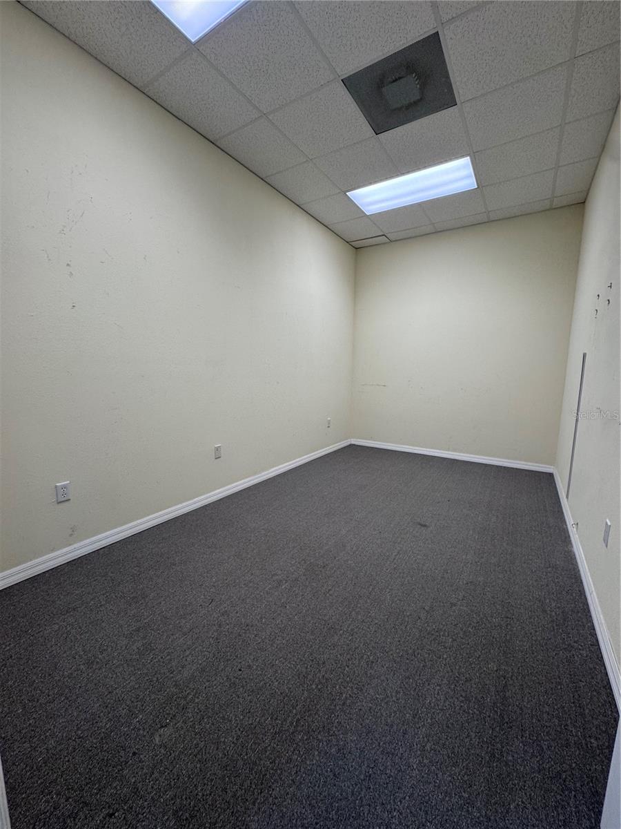 EAST ST CLOUD COMMERCE CENTER - Commercial Lease