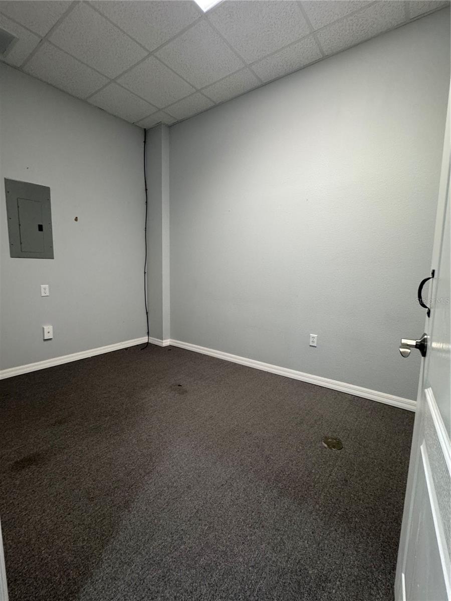 EAST ST CLOUD COMMERCE CENTER - Commercial Lease