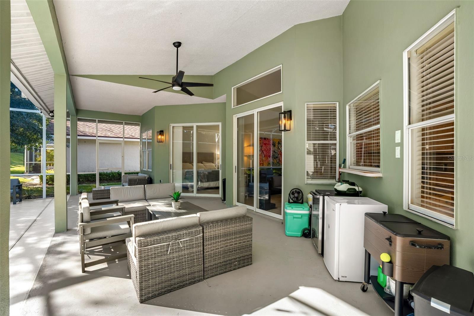 PALM COVE ESTATES - Residential