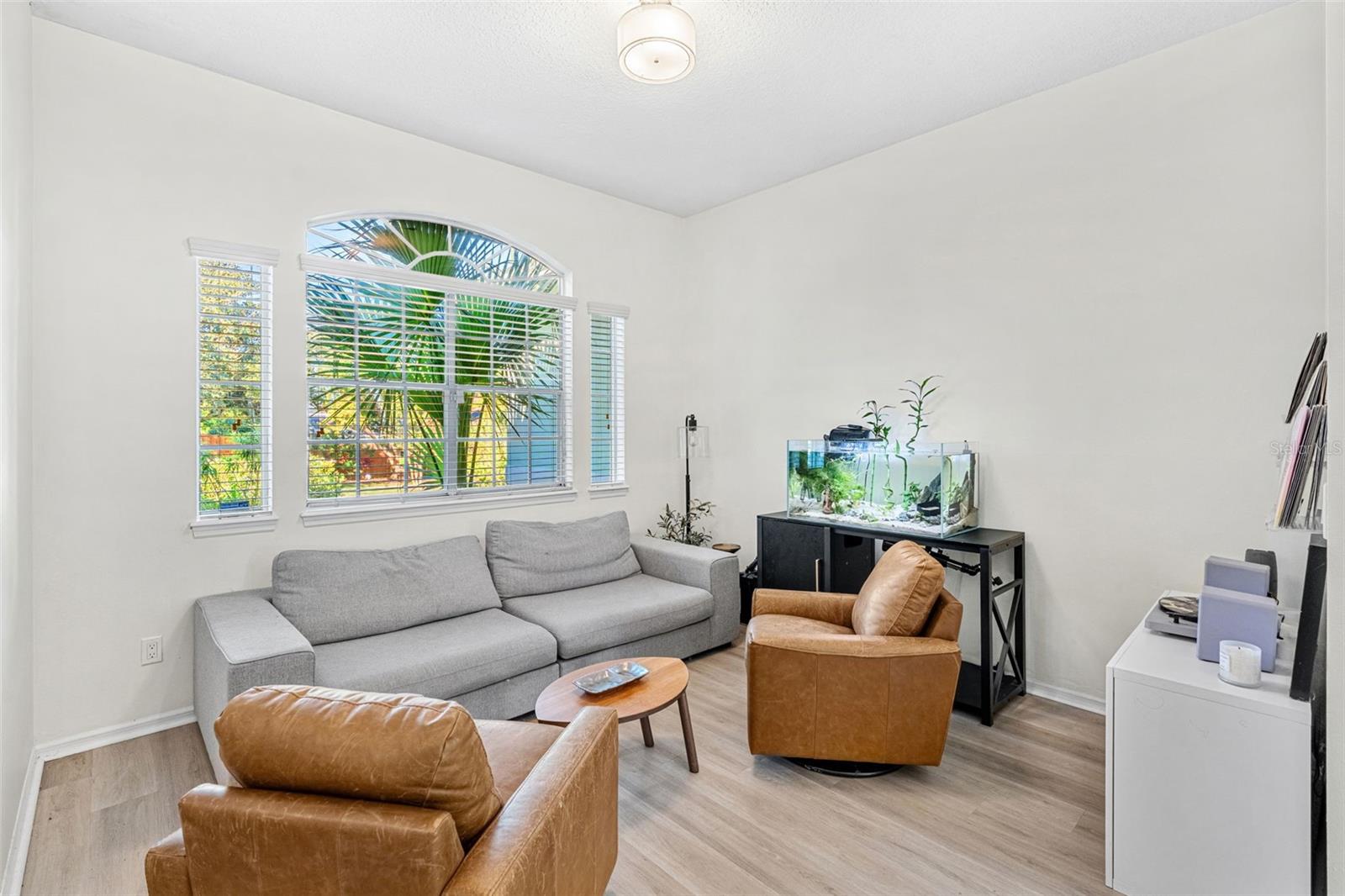 PALM COVE ESTATES - Residential