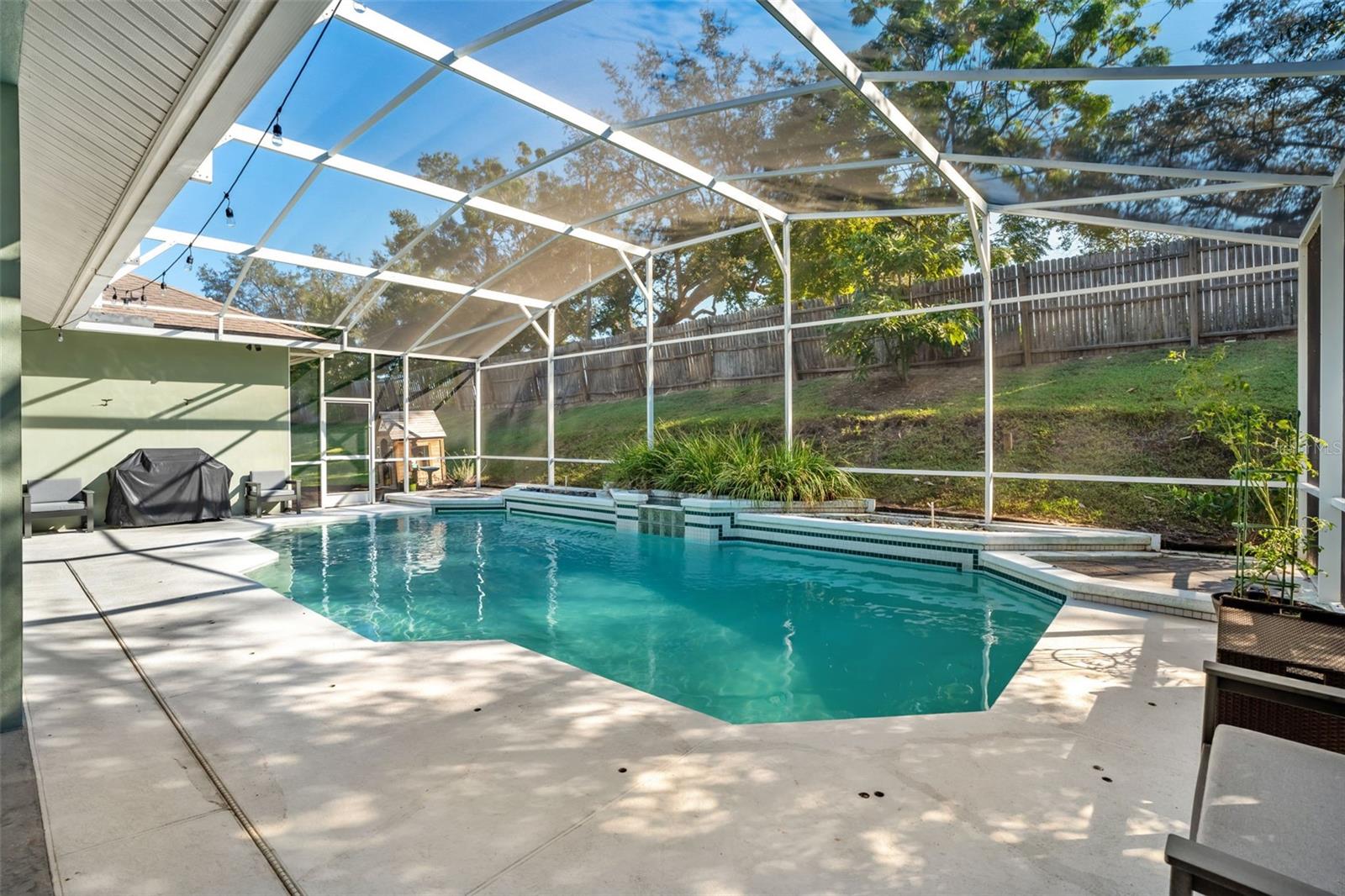 PALM COVE ESTATES - Residential