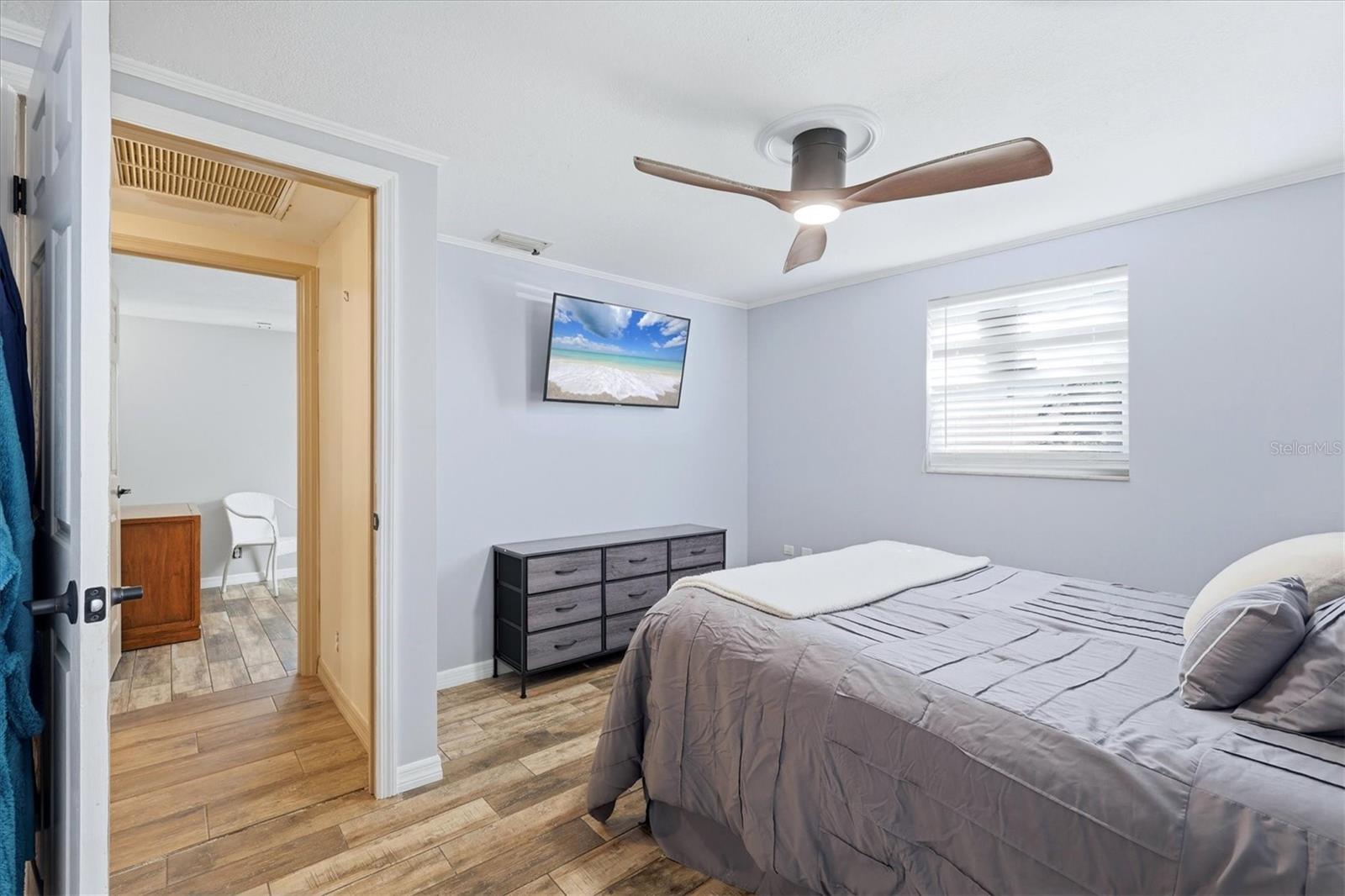 PINE LAKE - Residential