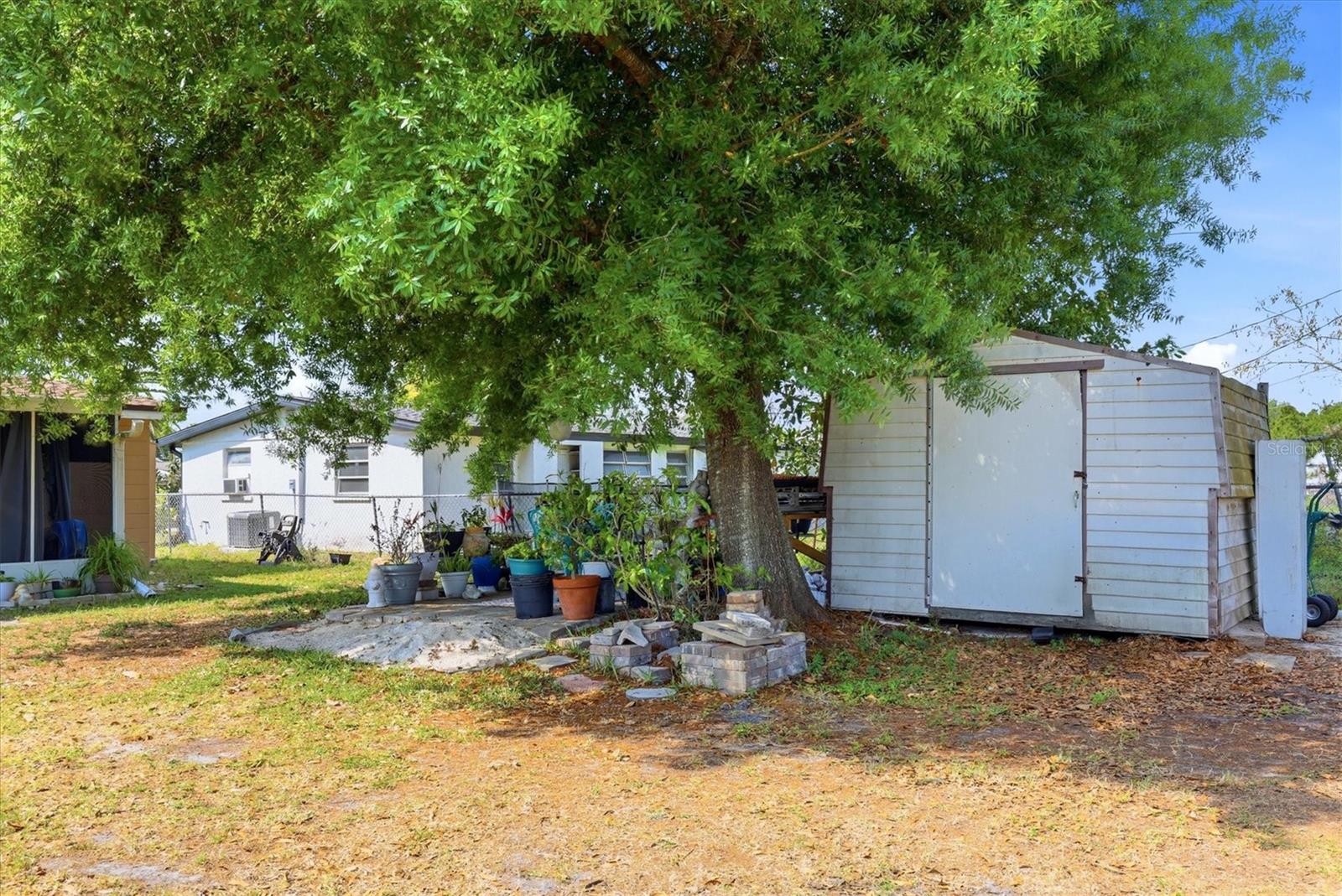 PINE LAKE - Residential