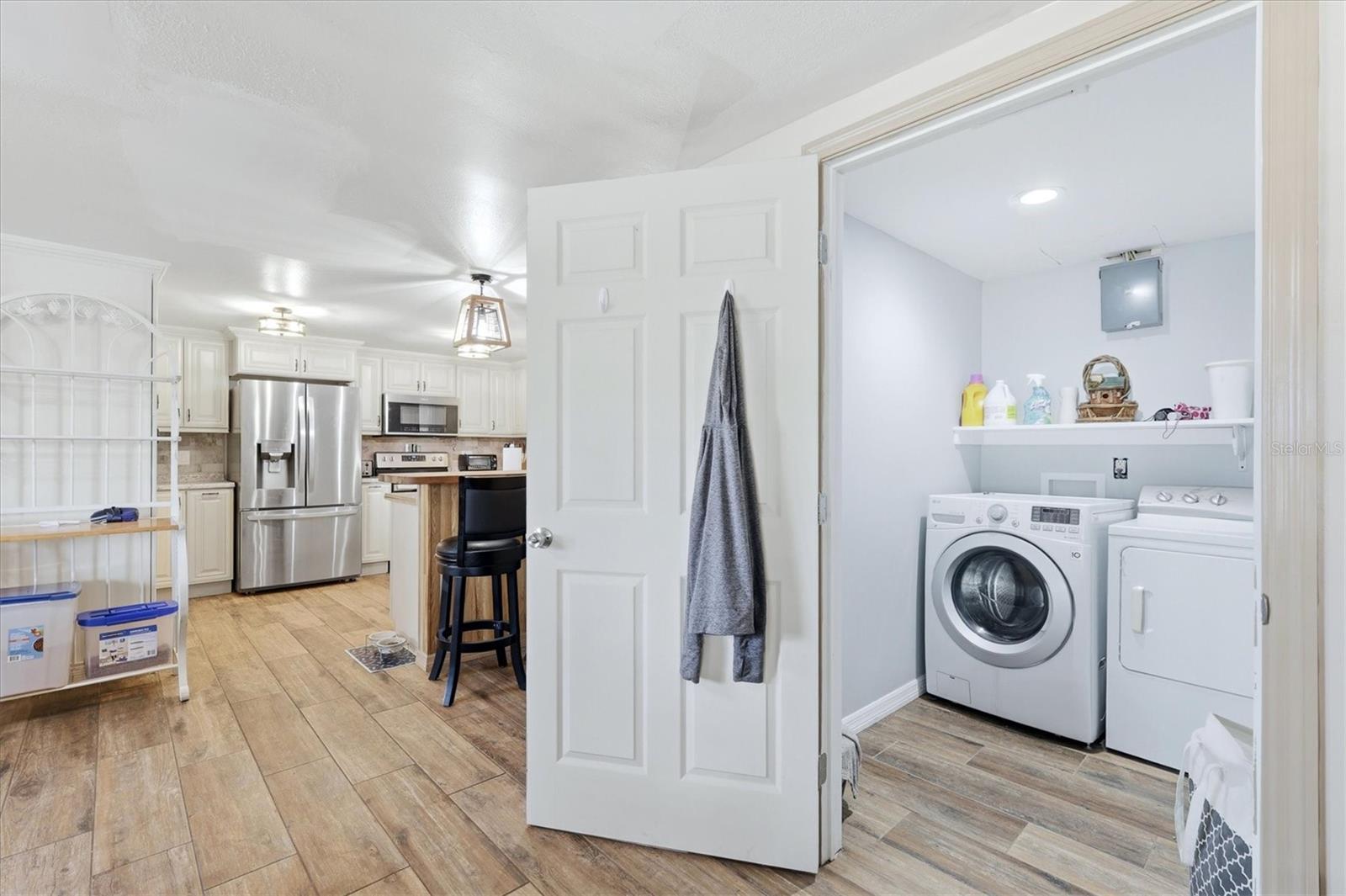 PINE LAKE - Residential