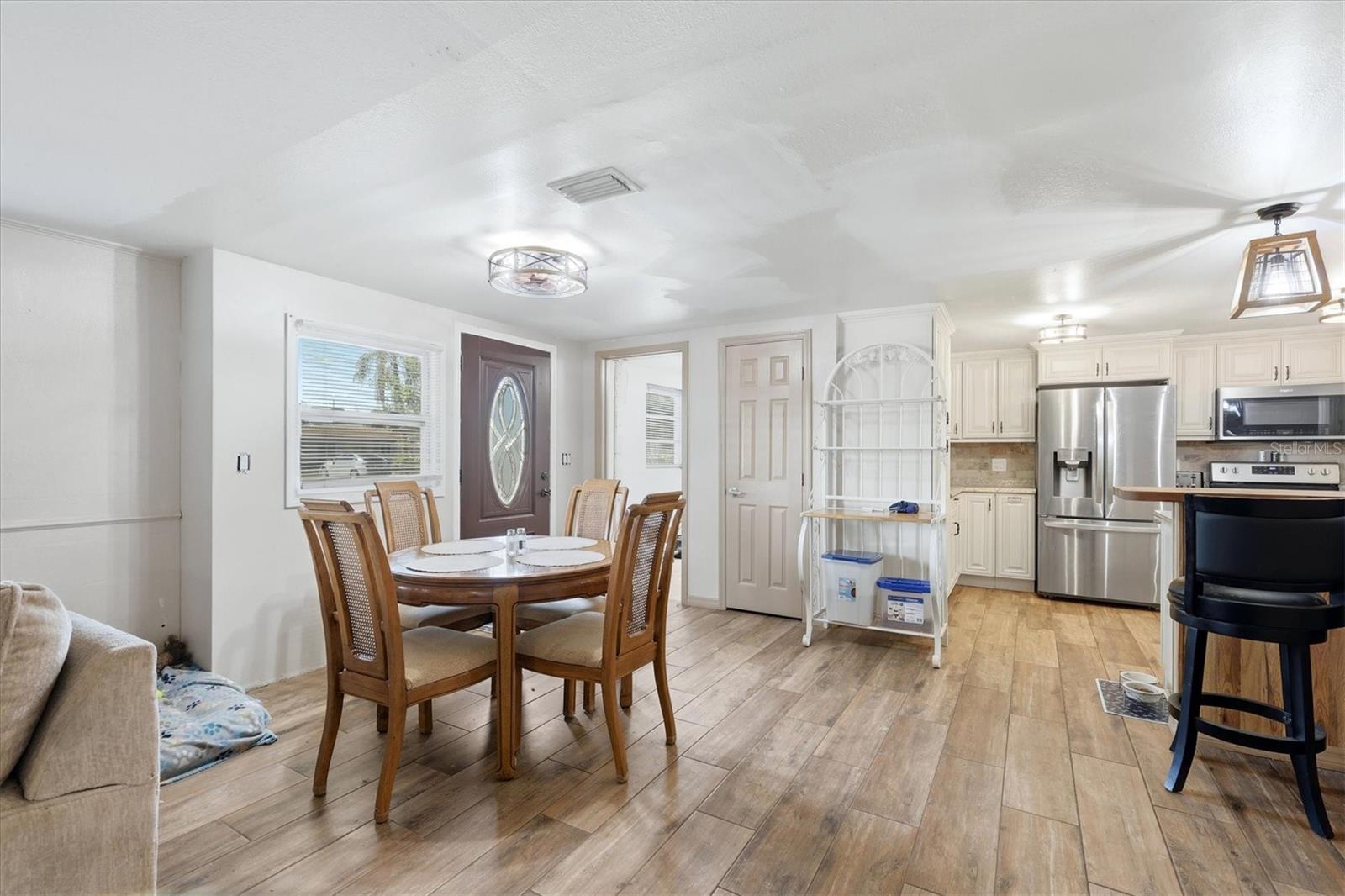 8362 PELICAN ROAD, ENGLEWOOD, FL, 34224 4 8362 PELICAN ROAD