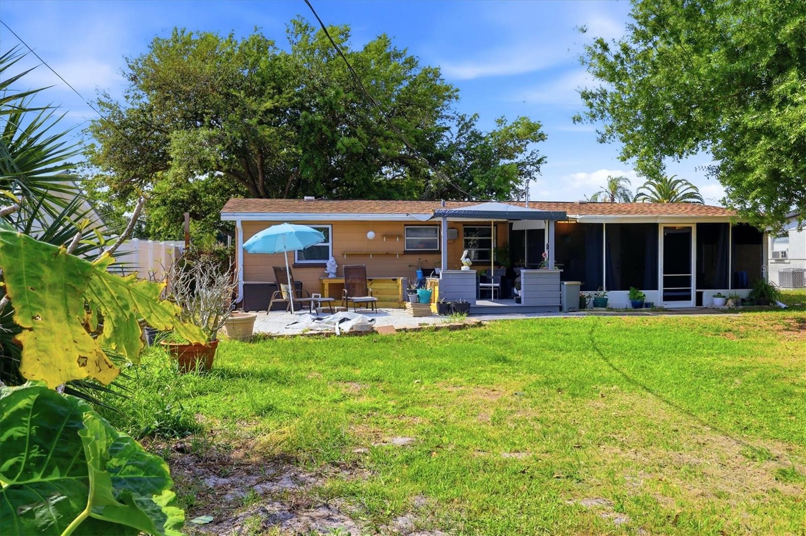 PINE LAKE - Residential