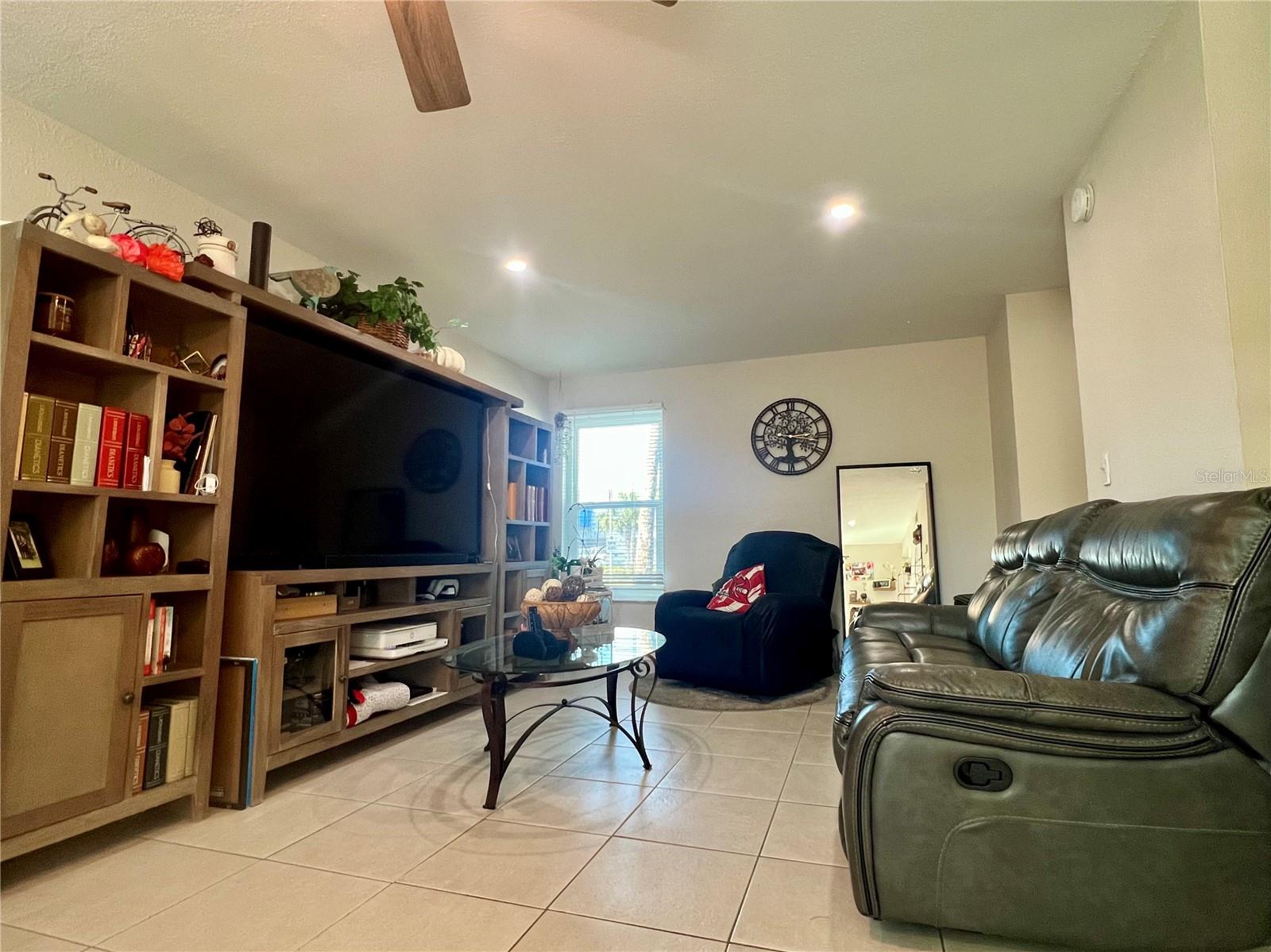 FOUNTAIN SQUARE CONDO - Residential