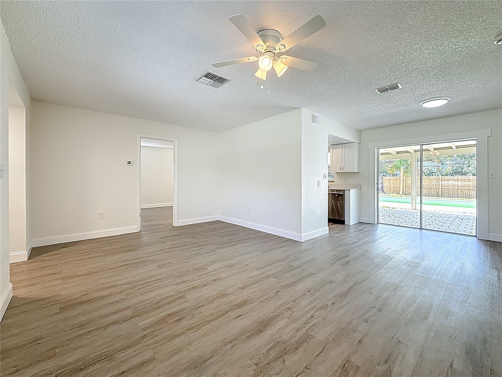 PINEBROOK ESTATES UNIT 4 1ST ADD - Residential