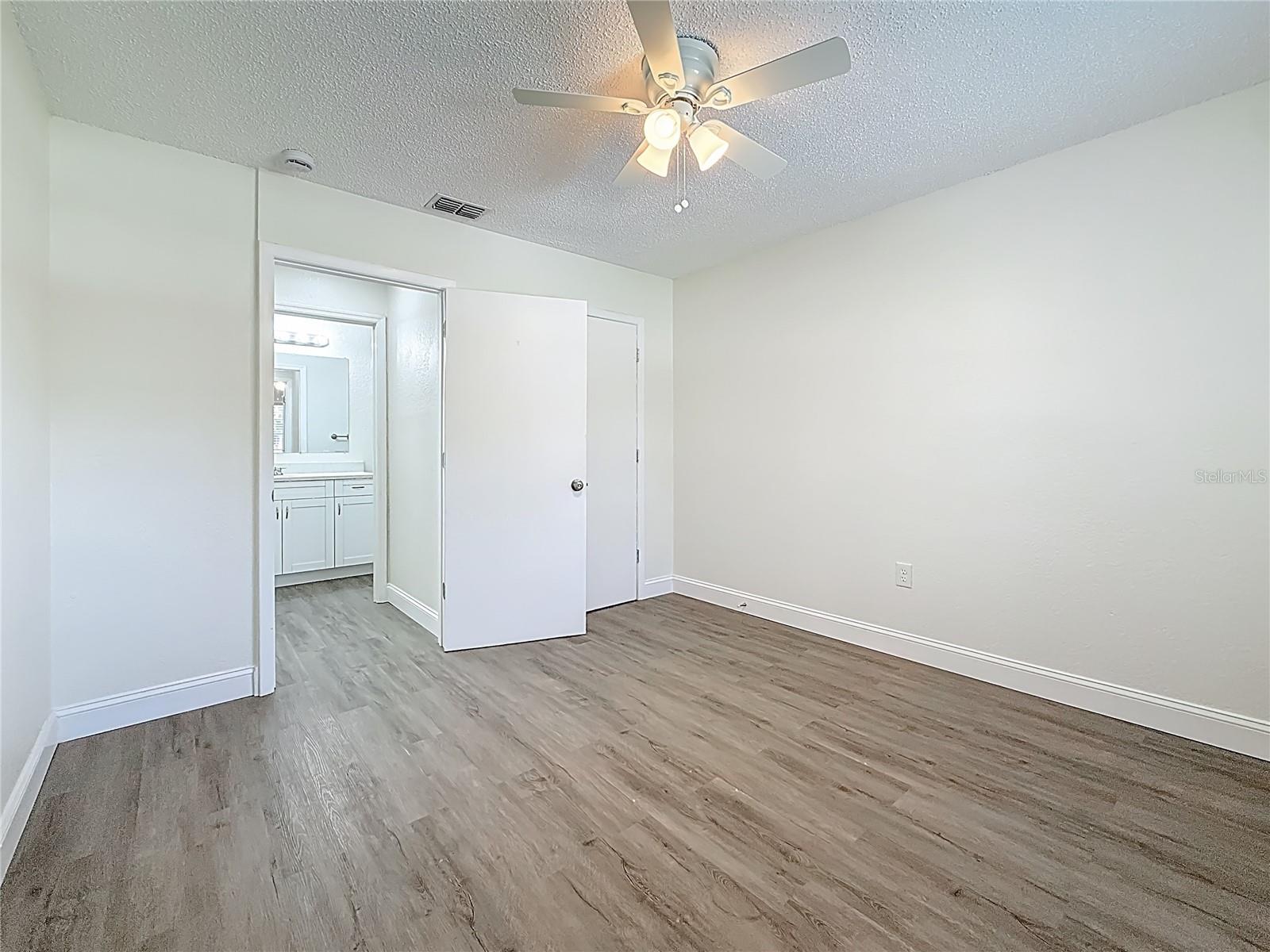 PINEBROOK ESTATES UNIT 4 1ST ADD - Residential