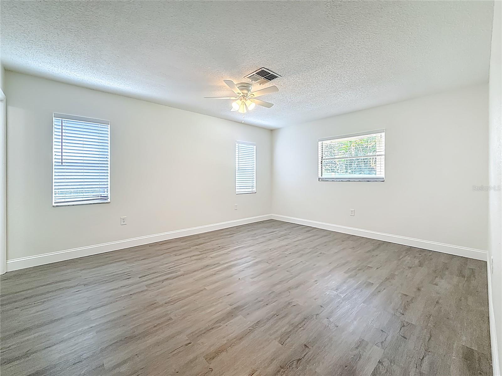 PINEBROOK ESTATES UNIT 4 1ST ADD - Residential