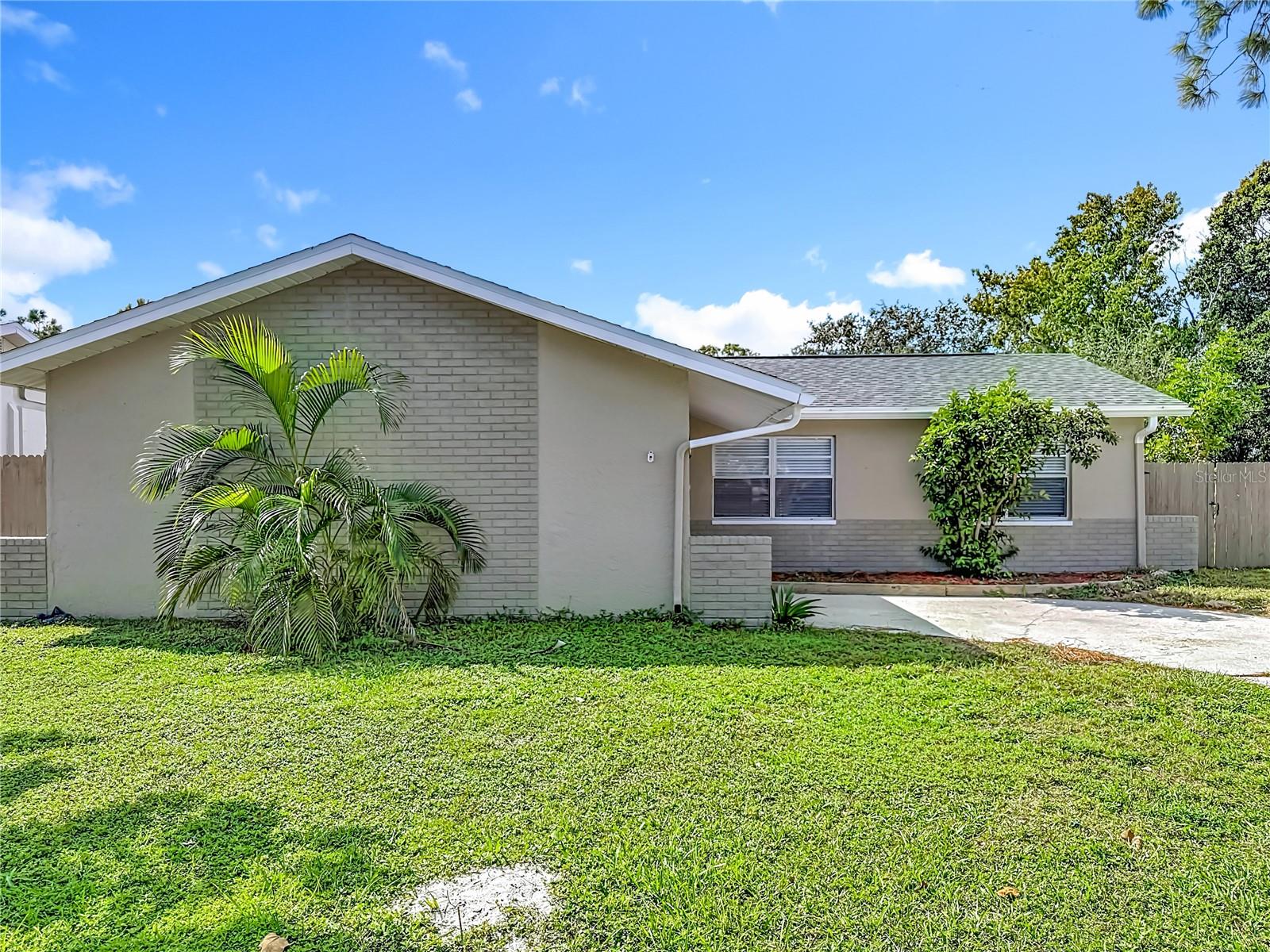 PINEBROOK ESTATES UNIT 4 1ST ADD - Residential