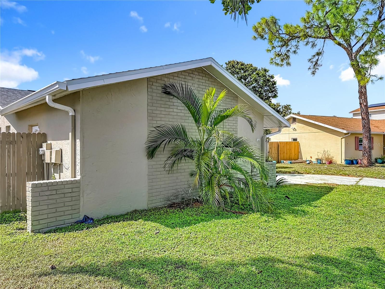 PINEBROOK ESTATES UNIT 4 1ST ADD - Residential