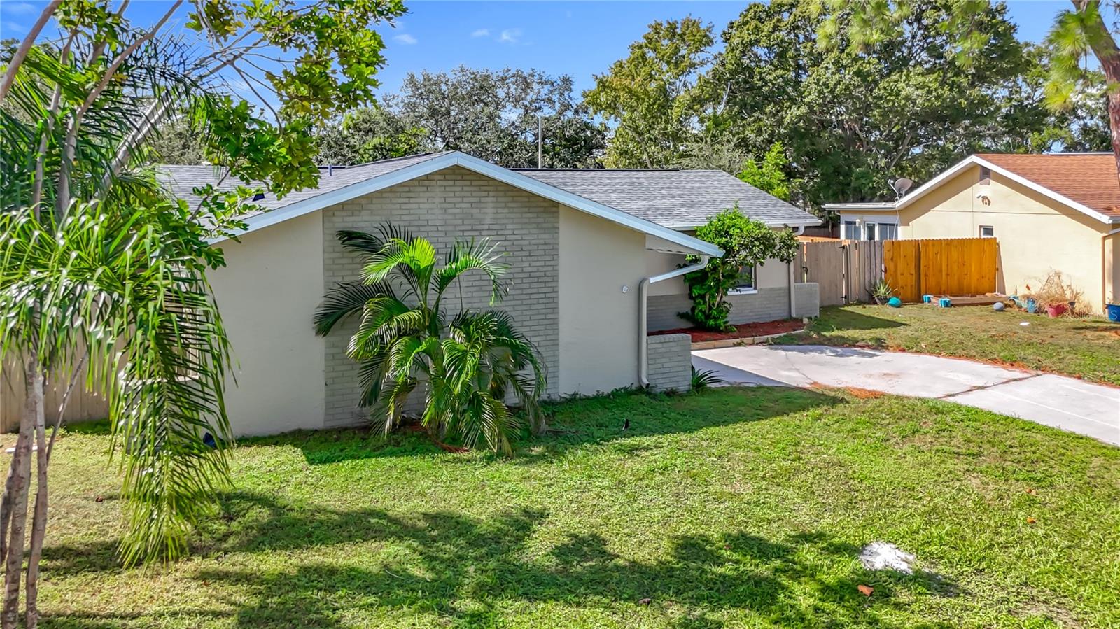 PINEBROOK ESTATES UNIT 4 1ST ADD - Residential