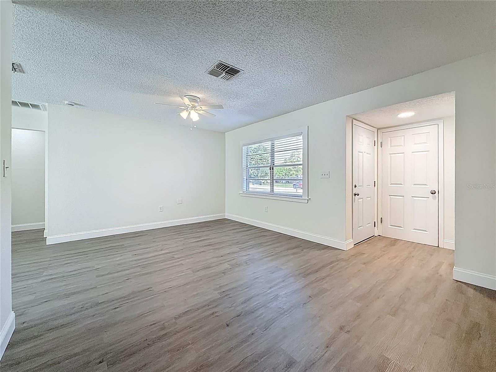 PINEBROOK ESTATES UNIT 4 1ST ADD - Residential