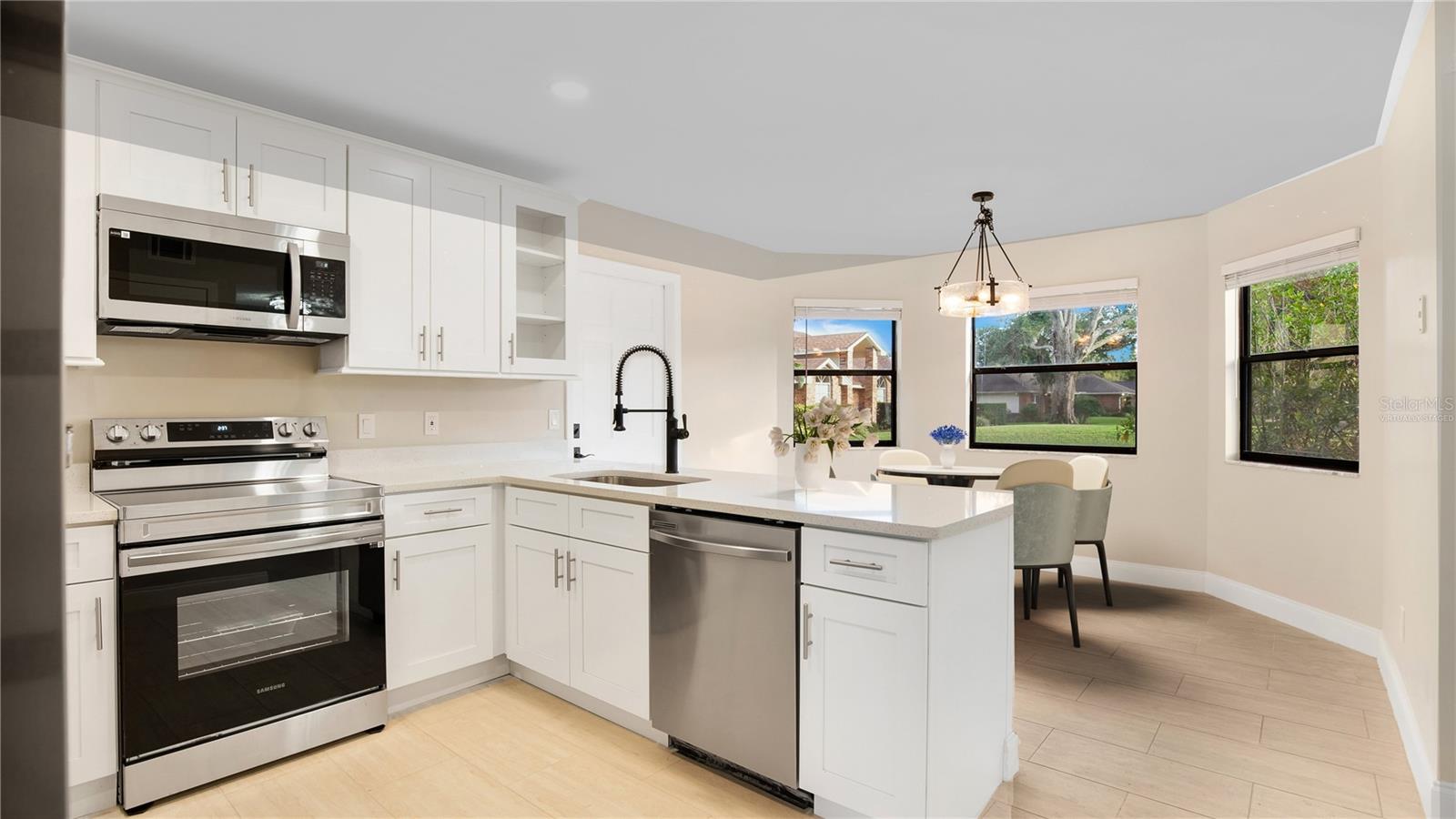 7972 SNOWBERRY CIRCLE