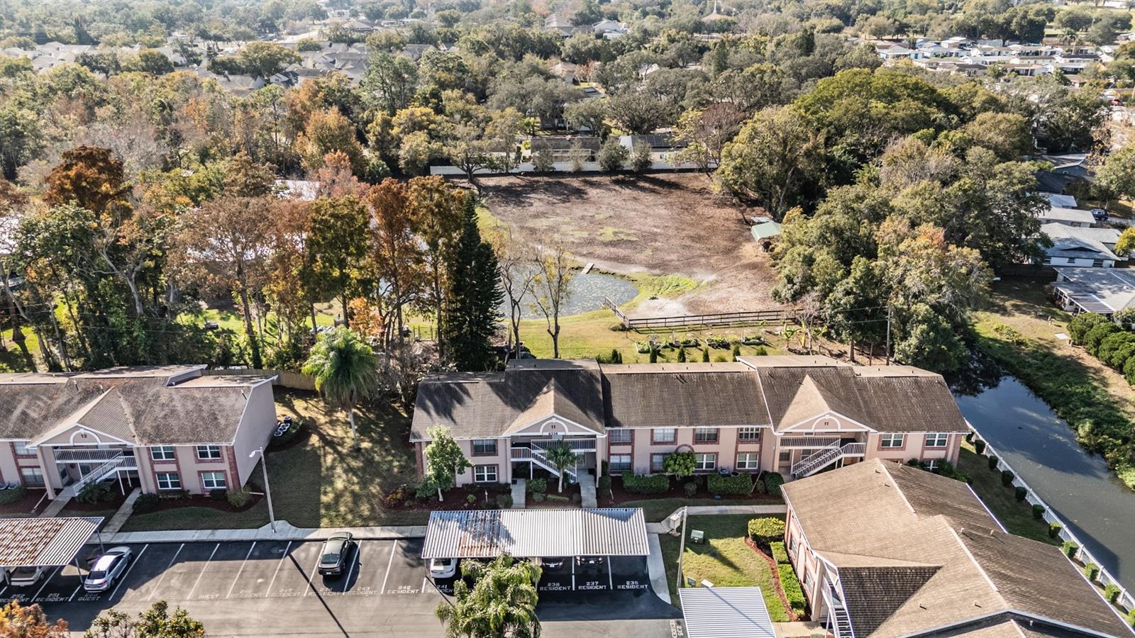 SUNNYBROOK CONDO 07 - Residential