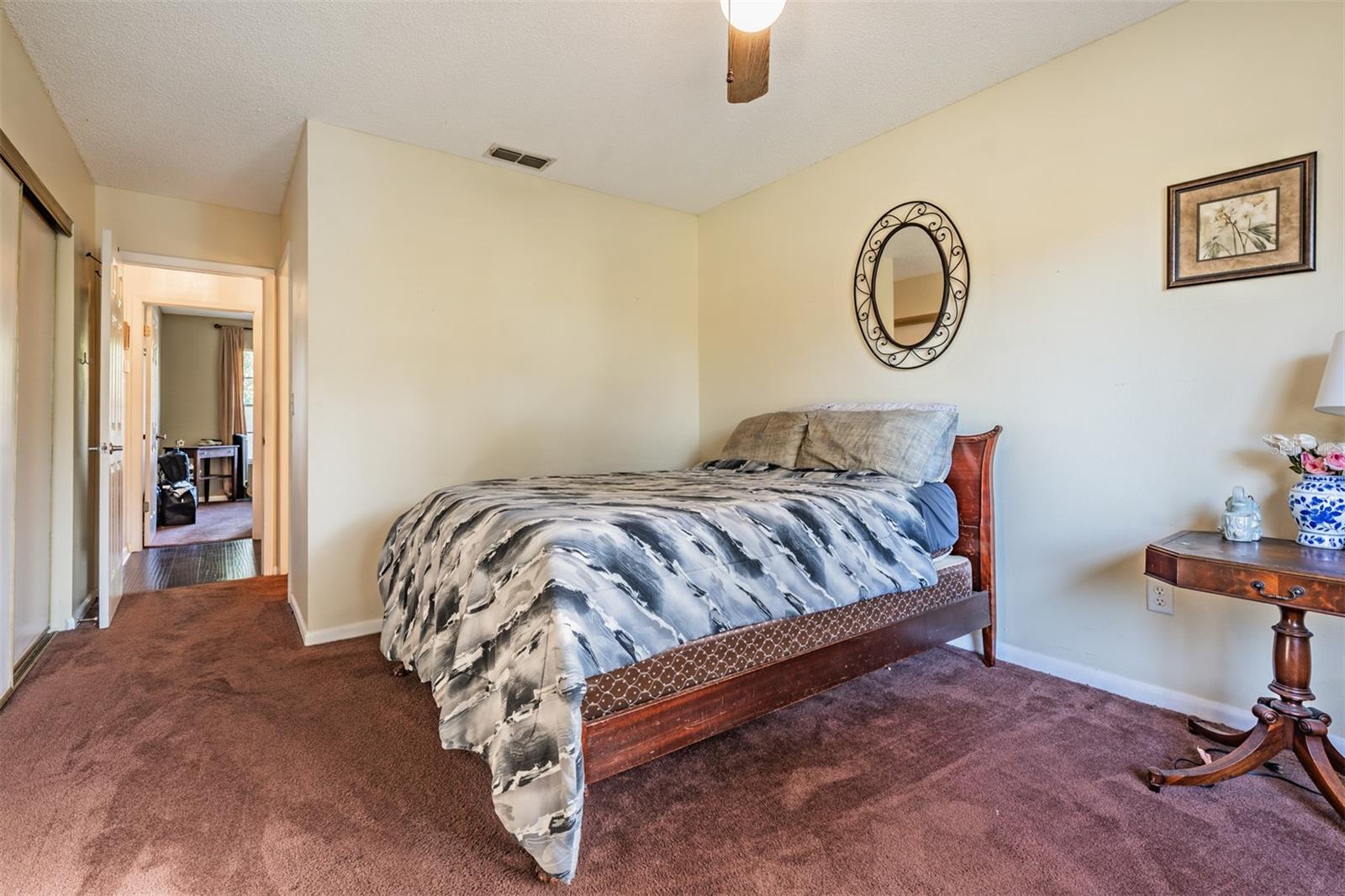 SUNNYBROOK CONDO 07 - Residential