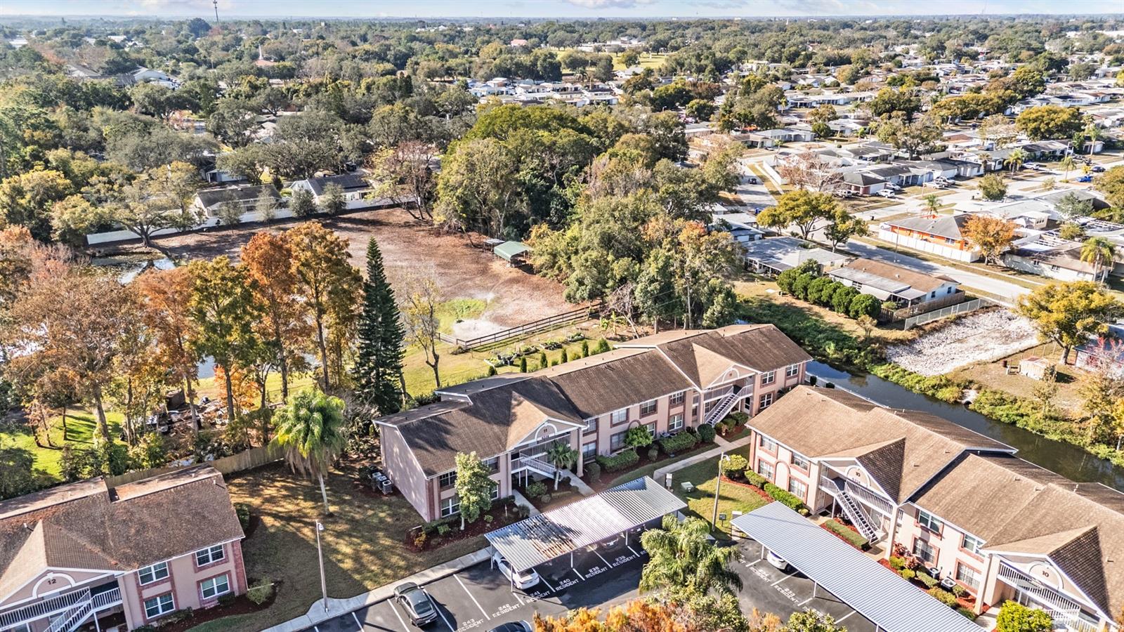 SUNNYBROOK CONDO 07 - Residential