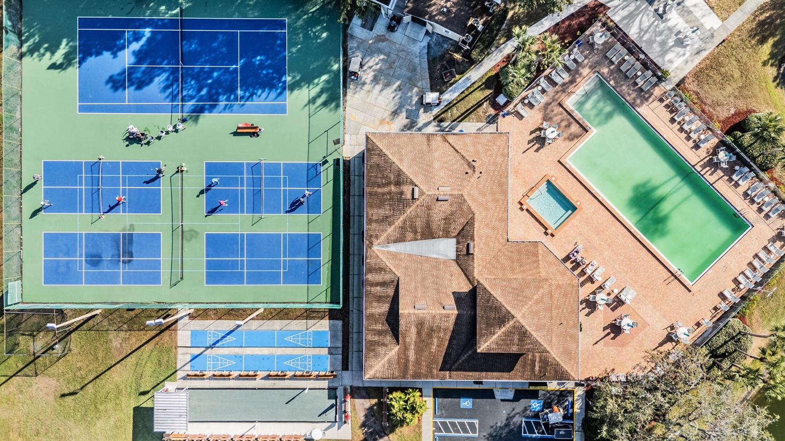 SUNNYBROOK CONDO 07 - Residential